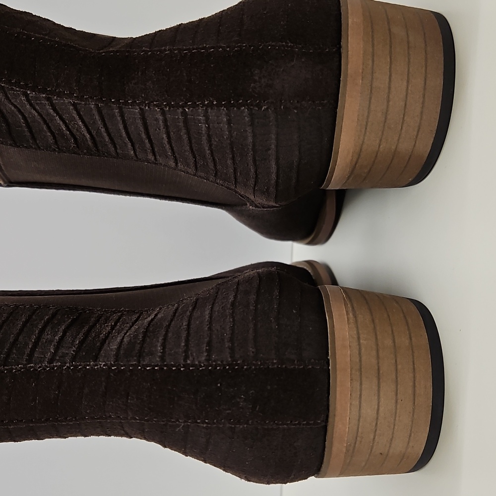 NWOT Steve Madden Suede Boots - Picture 7 of 13